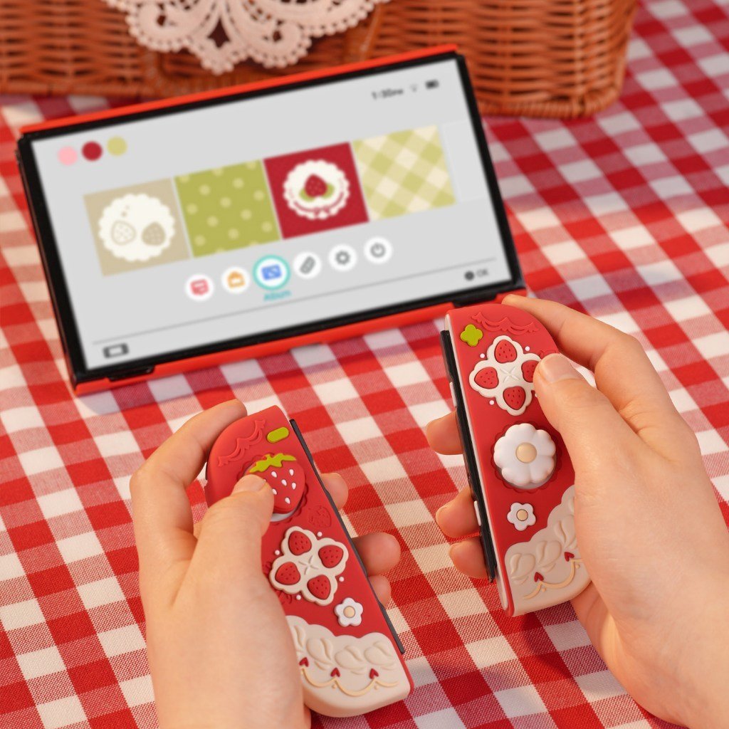 GeekShare Strawberry Protective Case for Nintendo Switch NS2/NS/OLED/Lite Slim Cover Silicone Grip Cover