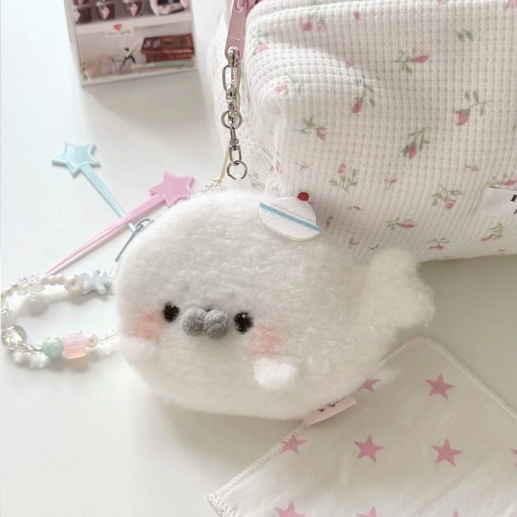 Cute Seal Earphone Pouch Plush Keychain Cartoon Christmas Winter Snow Festival Mini Bag - Image 7