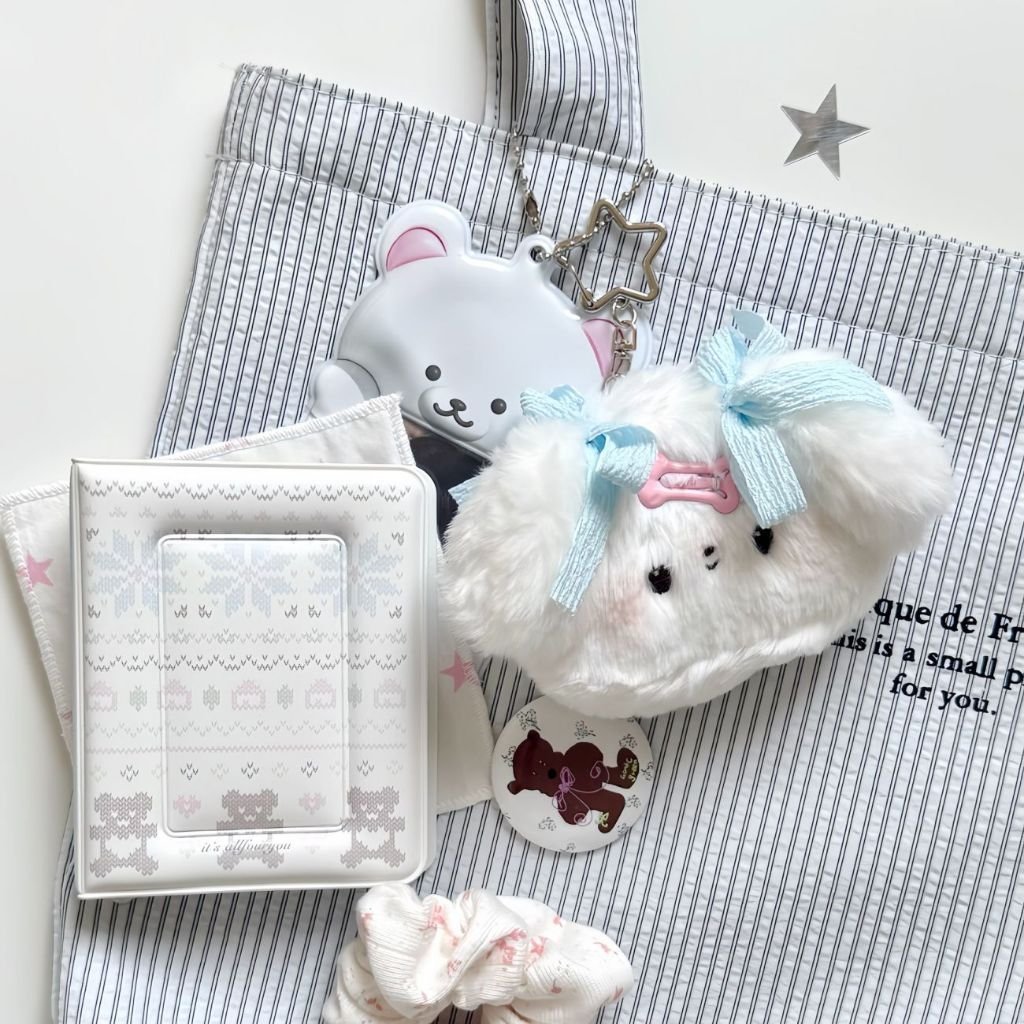 Cute Seal Earphone Pouch Plush Keychain Cartoon Christmas Winter Snow Festival Mini Bag - Image 4