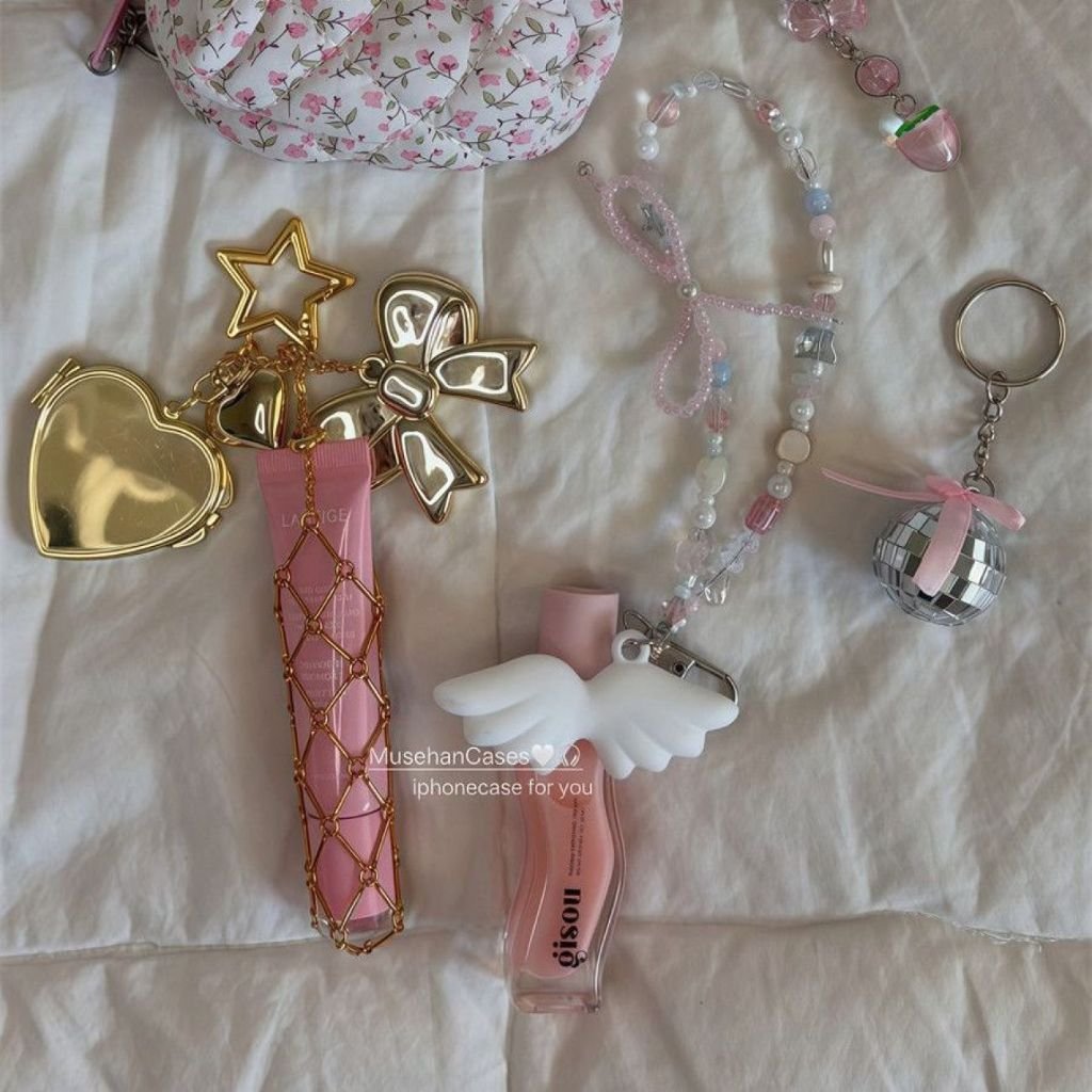 Retro Cute Angel Lipstick Holder Keychain, Portable Lip Gloss Case, Anti-Lost Bag Charm - Image 6
