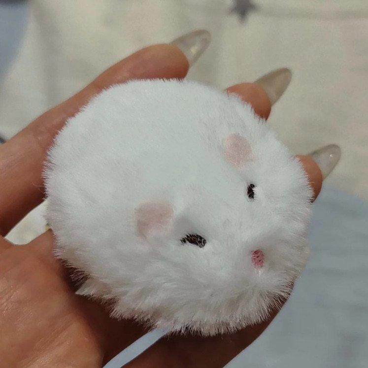 Mini Cute Plush Hamster Hair Clip, Fluffy Soft Kawaii Mouse Hairpin, Japanese Style Side Hair Clip - Image 2