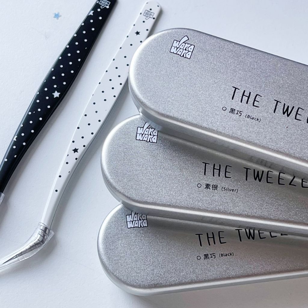 Polka Dot Precision Tweezers, Long-Tip Tweezers for Sticker Arrangement, Journaling, Perler Beads & DIY Crafts